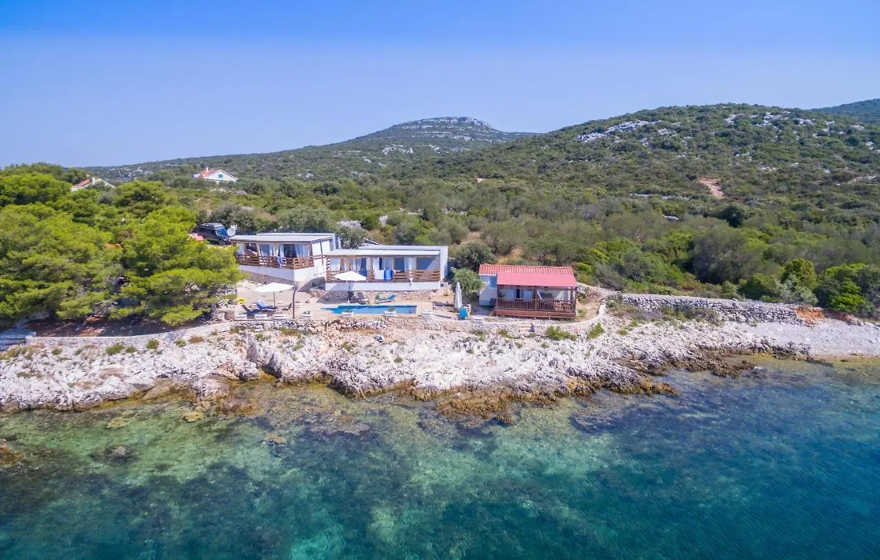 Seascape Bungalow With Terrace With Seaview Mali Pašman بيت للعطل