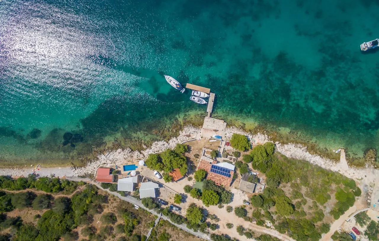 بيت للعطل Seascape Bungalow With Terrace With Seaview Mali Pašman